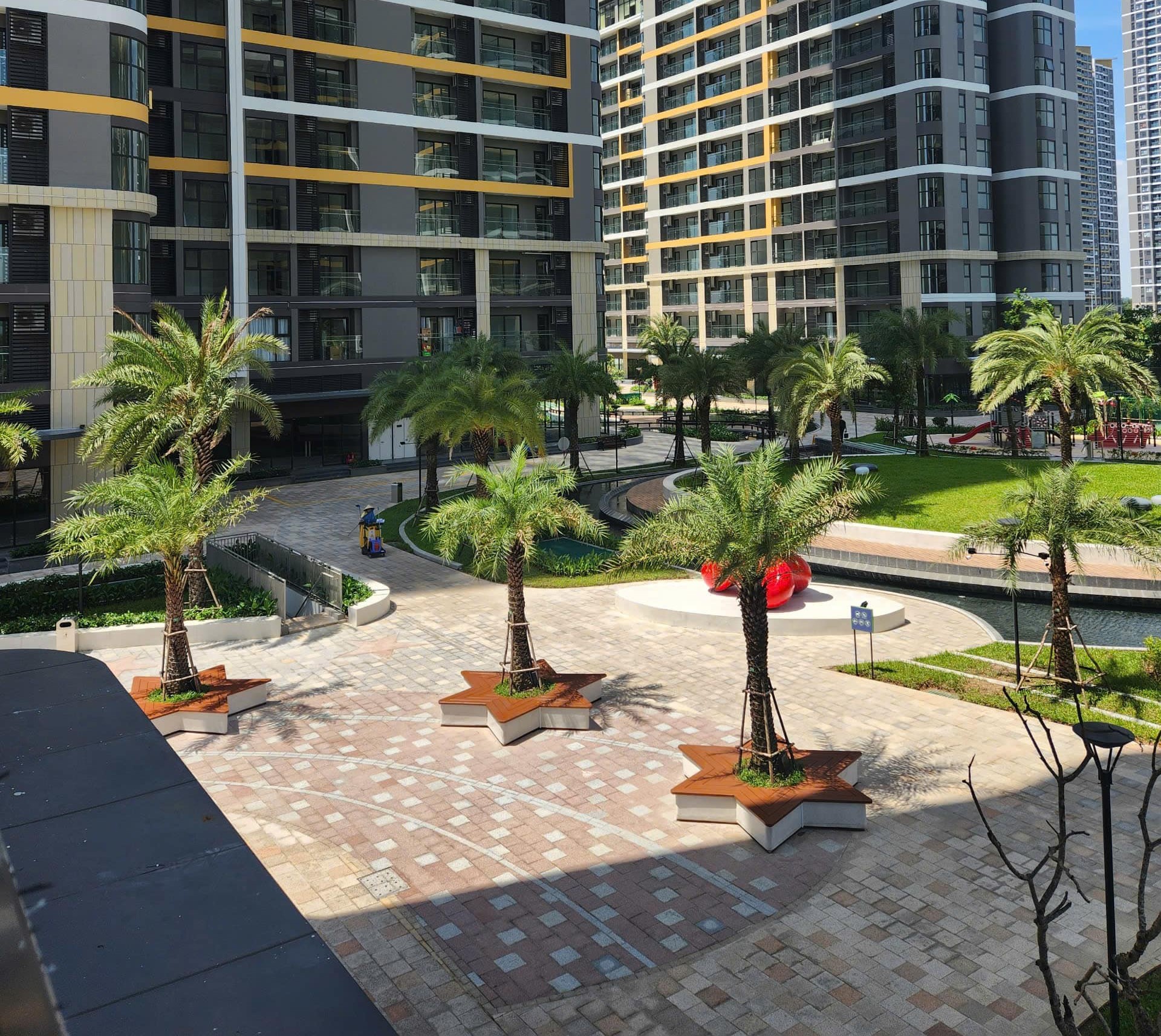 Căn hộ 1PN+ hướng Đông Nam tầng 2 The Beverly Vinhomes Grand Park