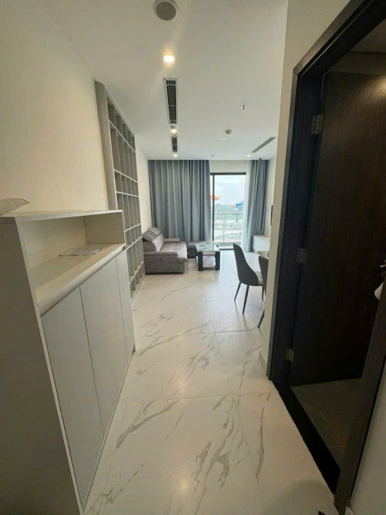 Căn hộ 2PN full nội thất hướng Tây Nam The Beverly Vinhomes Grand Park