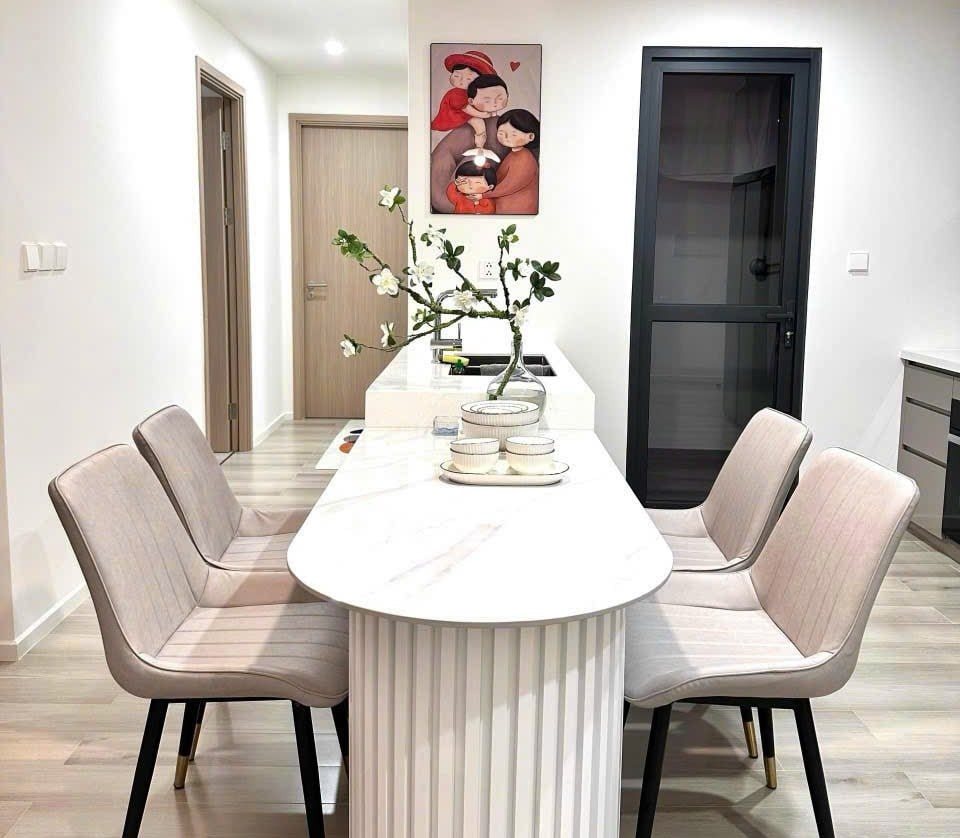 Căn hộ 2PN full nội thất tầng 10 Masteri Central Point Masterise Homes